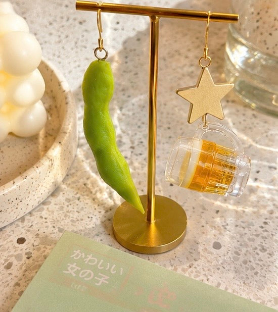 Mismatched trend-forward statement earrings - Made in Japan