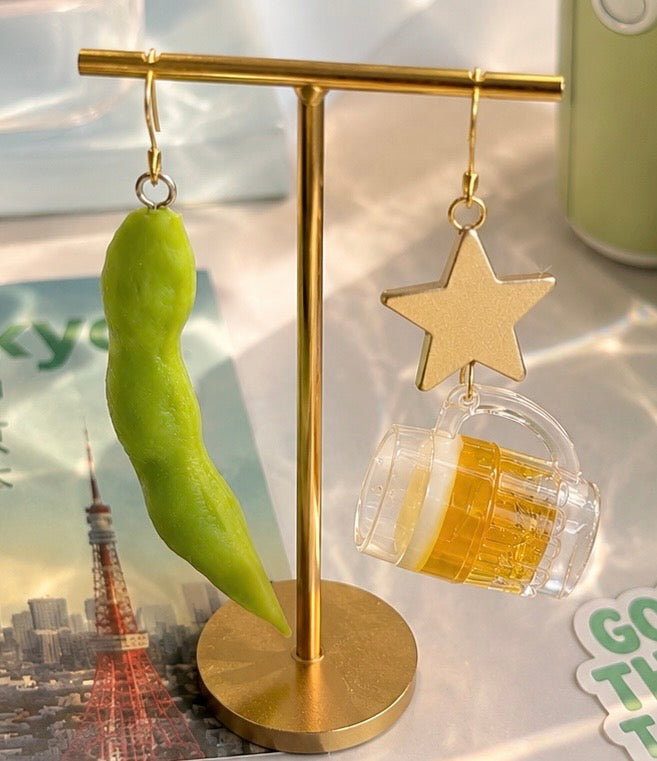 Mismatched trend-forward statement earrings - Made in Japan